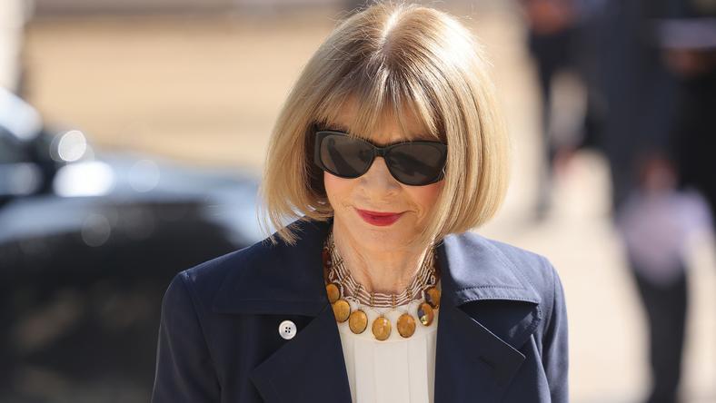 “时尚女魔头”卸任:社交媒体时代崩塌的权威